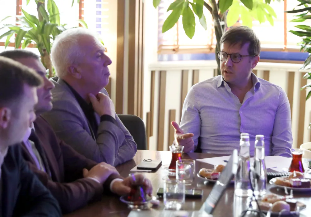 TESKİ GENEL MÜDÜRÜ ŞİŞMANLAR’DAN BAŞKAN AKAY’A ZİYARET