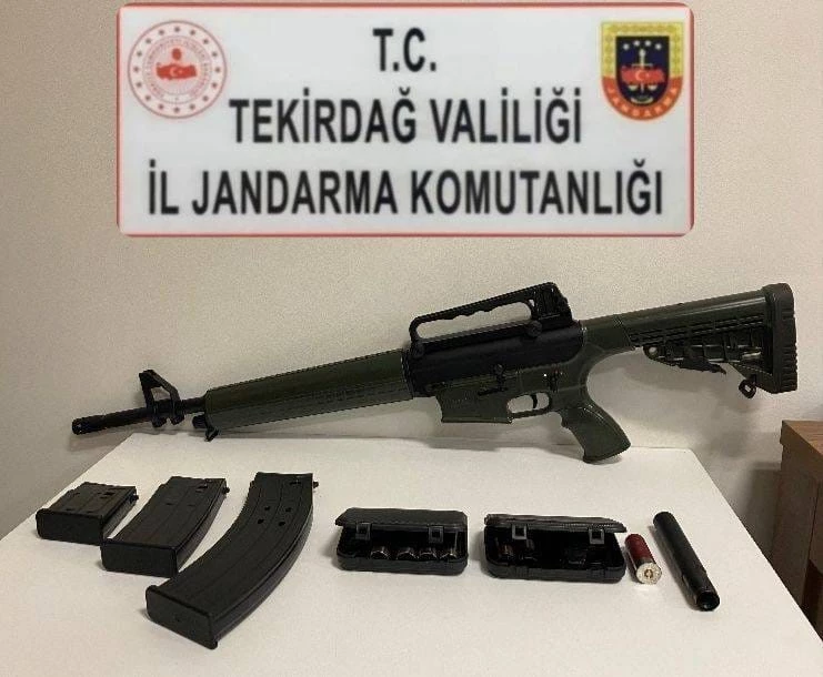 TEKİRDAĞ’DA KAÇAK SİLAH OPERASYONLARI