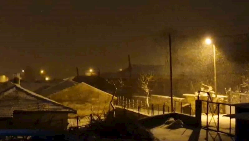 KAR BALKANLAR’DAN EDİRNE’YE GİRİŞ YAPTI