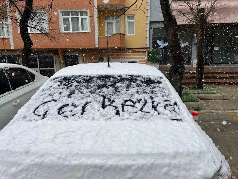 LAPA LAPA KAR YAĞIŞI BAŞLADI