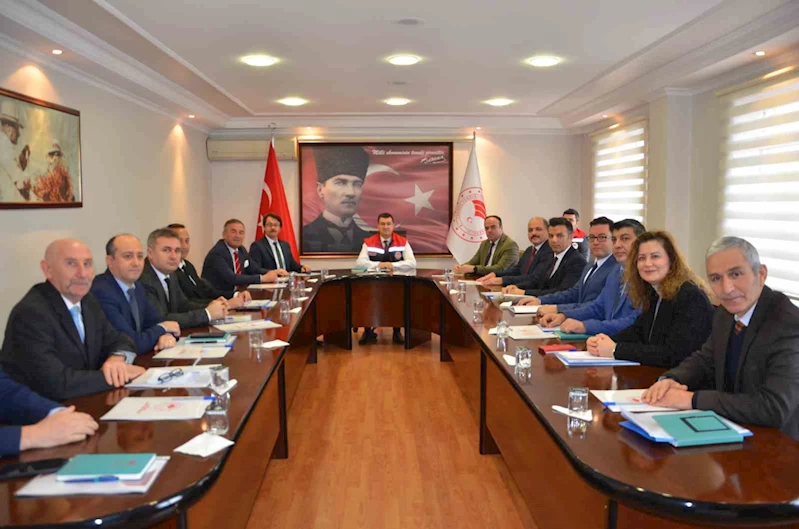 TARIMDA 11 İLÇE MÜDÜRÜYLE TOPLANTI: BAŞARI İÇİN İŞBİRLİĞİ ŞART