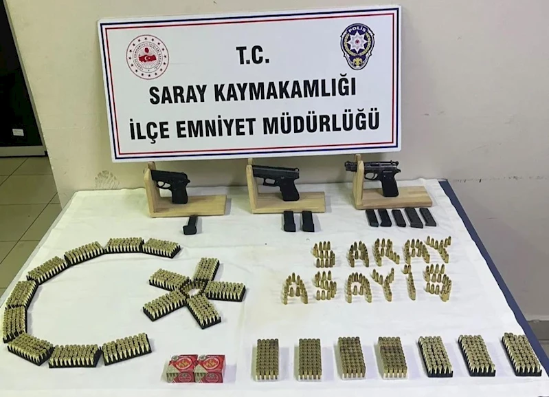 TEKİRDAĞ’DA 3 SİLAH İLE 2 BİN 175 ADET MERMİ ELE GEÇİRİLDİ