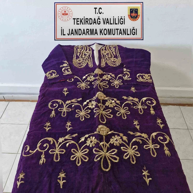 TEKİRDAĞ’DA TARİHİ ESER OLDUĞU DEĞERLENDİRİLEN KIYAFET ELE GEÇİRİLDİ
