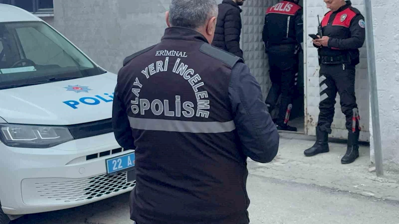 KAHVEHANEDE ÇIKAN KAVGADA KAN AKTI: HERKESIN ÖNÜNDE TÜFEKLE VURDU