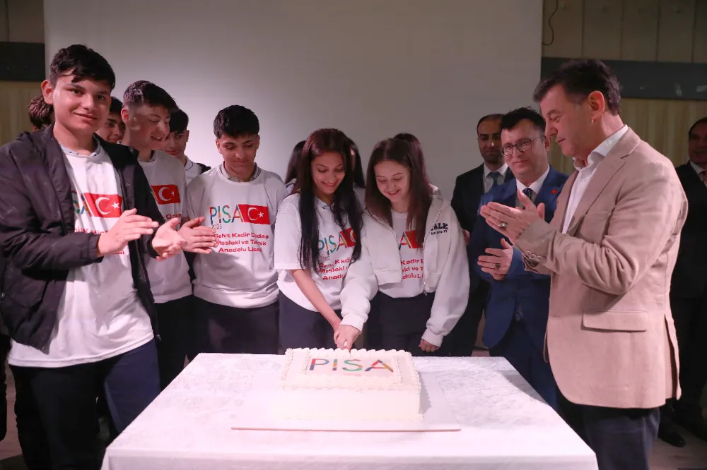 KAPAKLI BELEDİYESİ’NDEN ÖĞRENCİLERE MORAL 