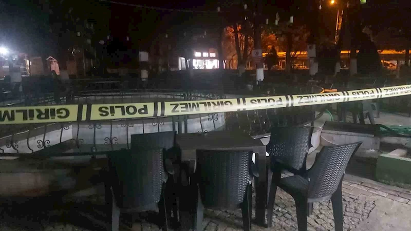 SÜS HAVUZUNDA ELEKTRİĞE KAPILDILAR: 1’İ ÇOCUK 4 YARALI