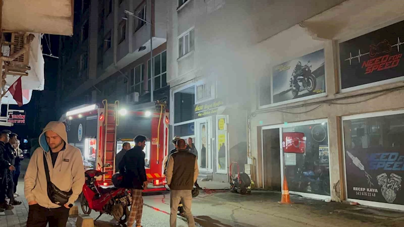 ÇORLU’DA TAMİRCİDE KORKUTAN YANGIN