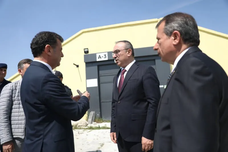 VALİ SOYTÜRK KAPAKLI’DA İNCELEMELERDE BULUNDU