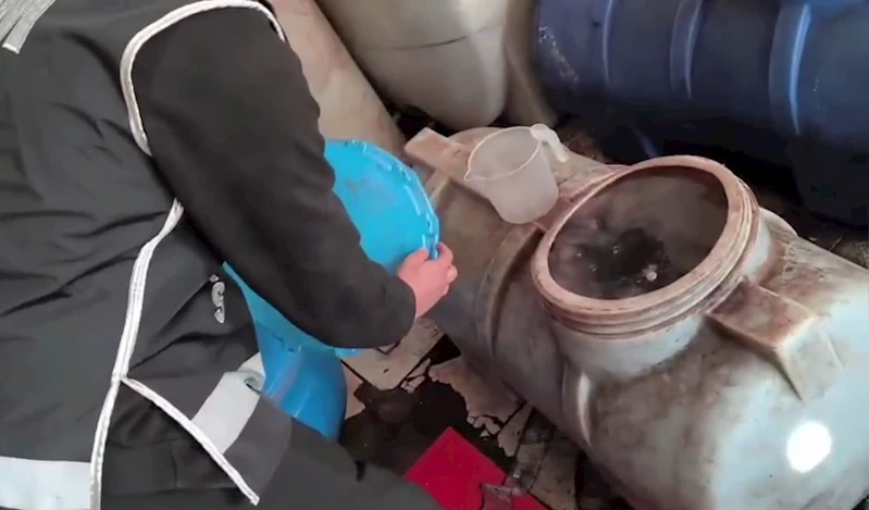 TEKİRDAĞ’DA 29 TONA YAKIN EL YAPIMI İÇKİ ELE GEÇİRİLDİ