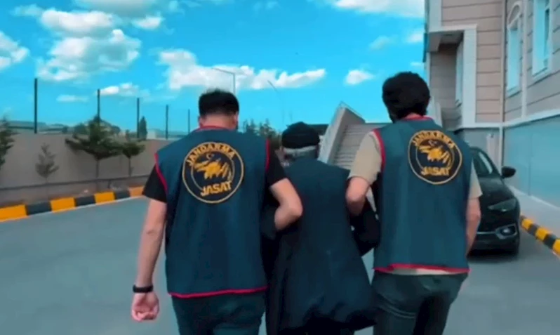 71 YAŞINDAKİ FİRARİ HÜKÜMLÜ JASAT TARAFINDAN YAKALANDI
