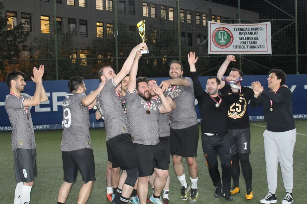 TEKİRDAĞ BAROSU HALI SAHA TURNUVASI’NIN ÖDÜLLERİNİ VERDİ