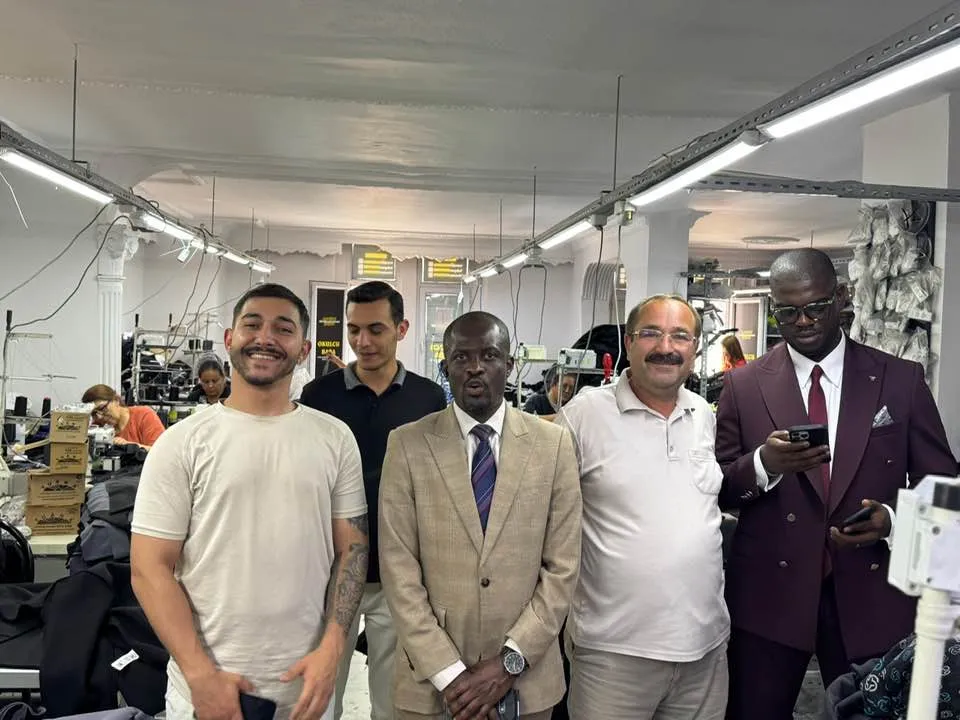 ÇERKEZKÖY’DEN AFRİKA’YA OKUL KIYAFETİ İHRAÇ EDİLECEK