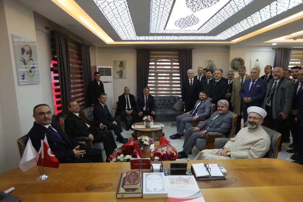 BU DA AYIBIN FOTOĞRAFI…