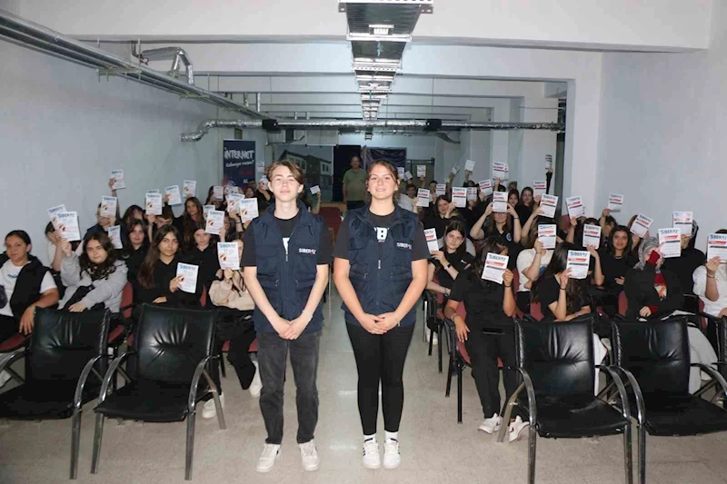 TEKİRDAĞ’DA LİSE ÖĞRENCİLERİNE SİBER GÜVENLİK EĞİTİMİ