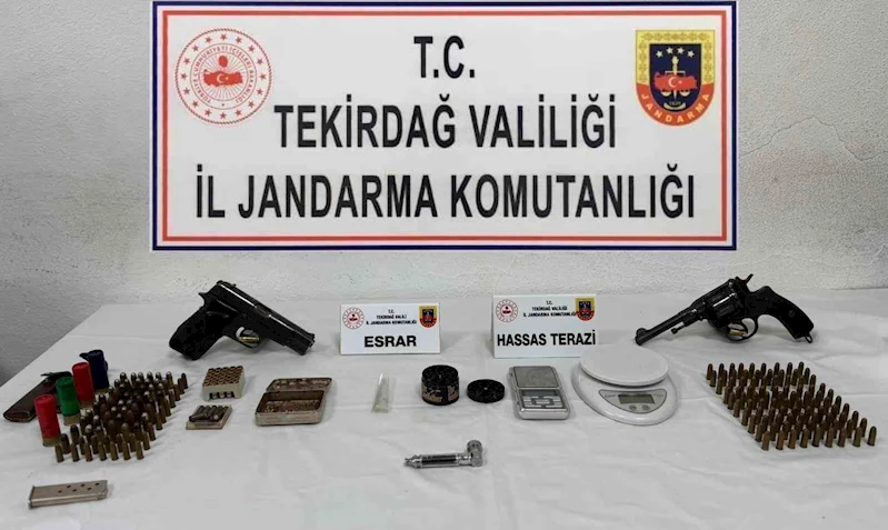 ELBİSE DOLABI UYUŞTURUCU SERASI ÇIKTI