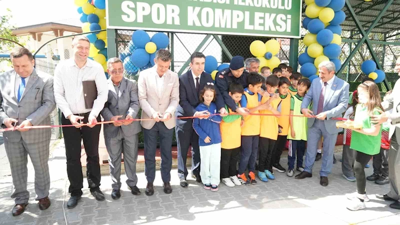 ÇORLU EMLAK KONUT ERGENE VADİSİ İLKOKULU’NA SPOR KOMPLEKSİ AÇILDI