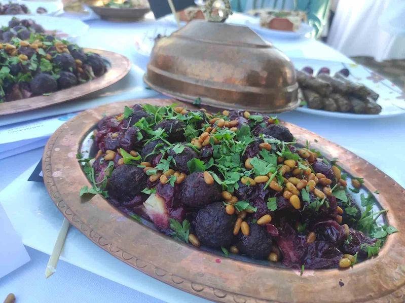 KİRAZ FESTİVALİNDE LEZZET YARIŞI: KİRAZDAN KEBAP 1’NCİ OLDU