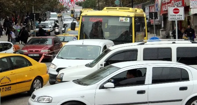  TEKİRDAĞ’DAKİ  MOTORLU KARA TAŞITI SAYISI 366 BİN 30 OLDU