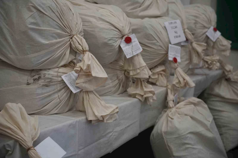 KAPIKULE’DE 212 KİLO UYUŞTURUCU ELE GEÇİRİLDİ: 3 GÖZALTI