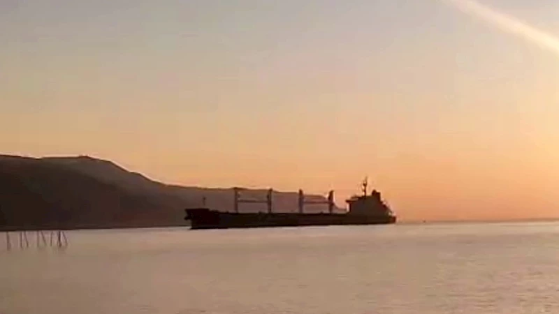 DEV GEMİ BÖYLE KARAYA OTURMUŞ: O ANLAR KAMARADA