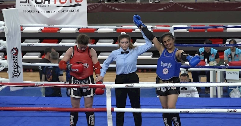 TÜRKİYE MUAYTHAİ ŞAMPİYONASI’NDA YARI FİNAL HEYECANI YAŞANIYOR