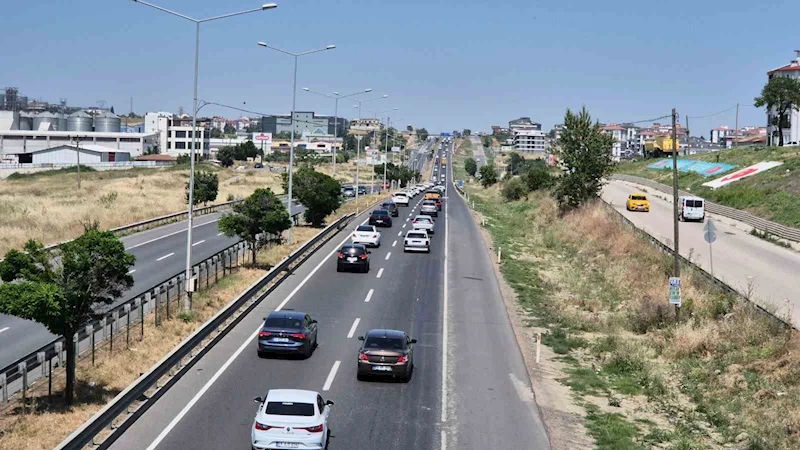 KURBAN BAYRAMI TATİLİ DÖNÜŞÜNDE TRAKYA’DAN İSTANBUL YÖNÜNE TRAFİK YOĞUNLUĞU OLUŞTU
