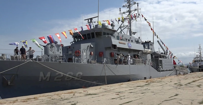 TCG AMASRA GEMİSİ İĞNEADA’DA VATANDAŞLARIN ZİYARETİNE AÇILDI