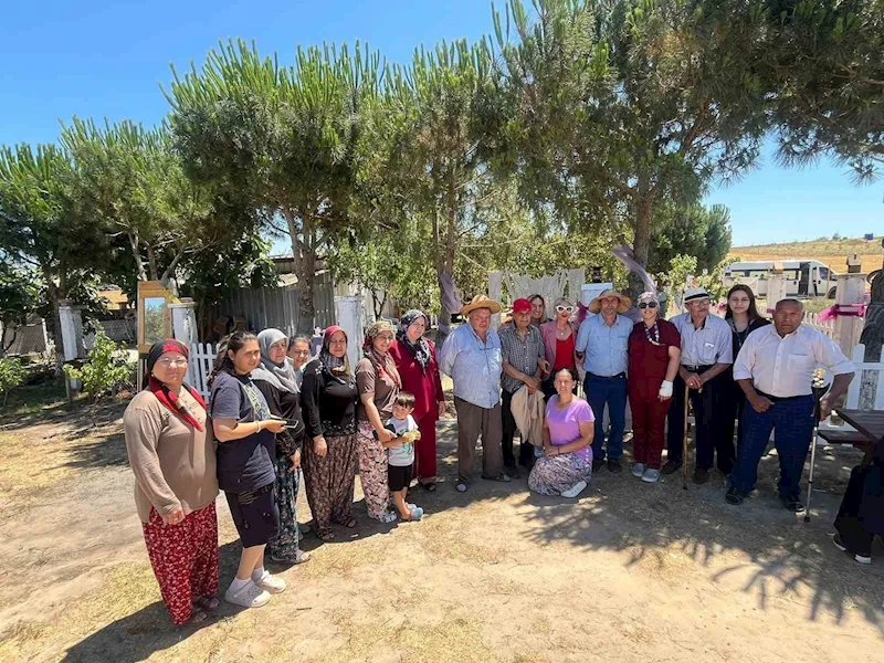 HUZUREVİ SAKİNLERİ LAVANTA TARLASINA KONUK OLDU