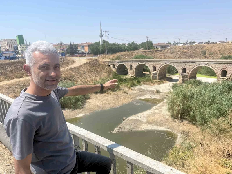 TEKİRDAĞ’DA KURAKLIK NEDENİYLE HAYRABOLU DERESİ KURUDU