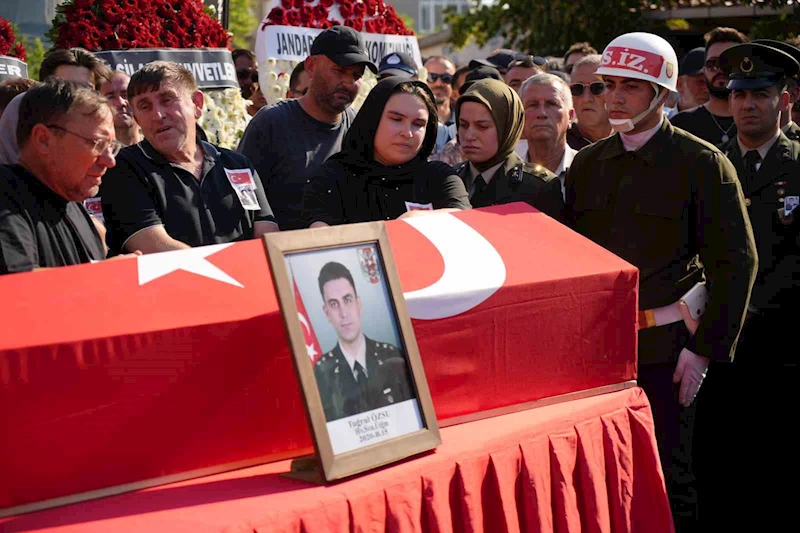 ŞEHİT ÜSTEĞMEN TUĞRUL ÖZSU, EDİRNE’DE SON YOLCULUĞUNA UĞURLANDI