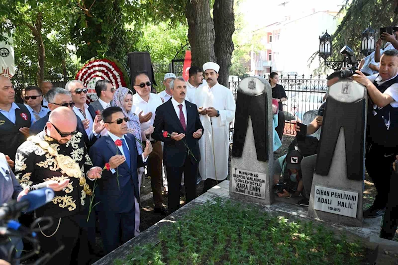 664. TARİHİ KIRKPINAR YAĞLI GÜREŞLERİ AĞA KARŞILAMA TÖRENİ DÜZENLENDİ