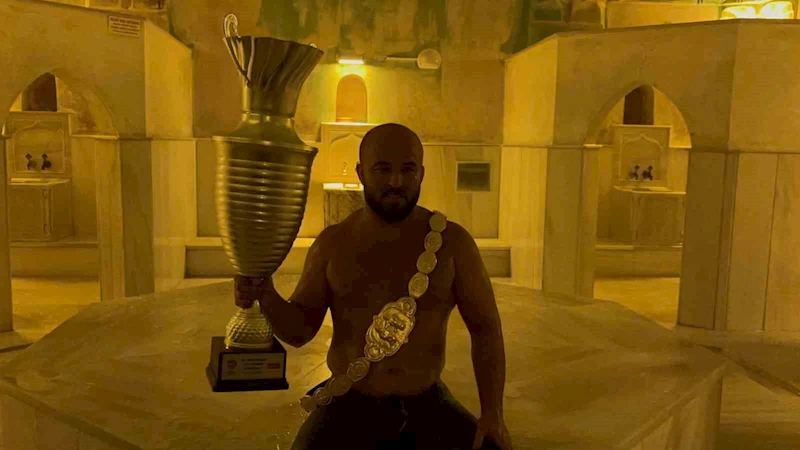 KIRKPINAR ŞAMPİYONU HAMAM GELENEĞİNİ BU YIL DA SÜRDÜRDÜ