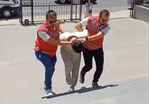 ŞEHİTLERLE DALGA GEÇEN ŞAHIS TUTUKLANDI