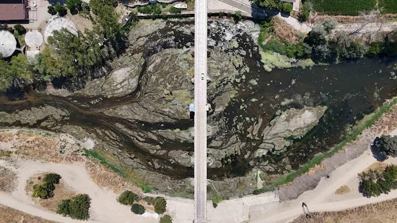 TUNCA NEHRİ’NDE SU AKIŞI DURDU