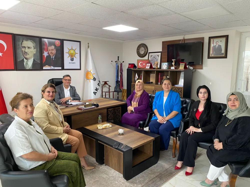 AK PARTİ BÖLGE KOORDİNATÖRÜ ÇERKEZKÖY’E KADINLARLA ÇIKARMA YAPTI!