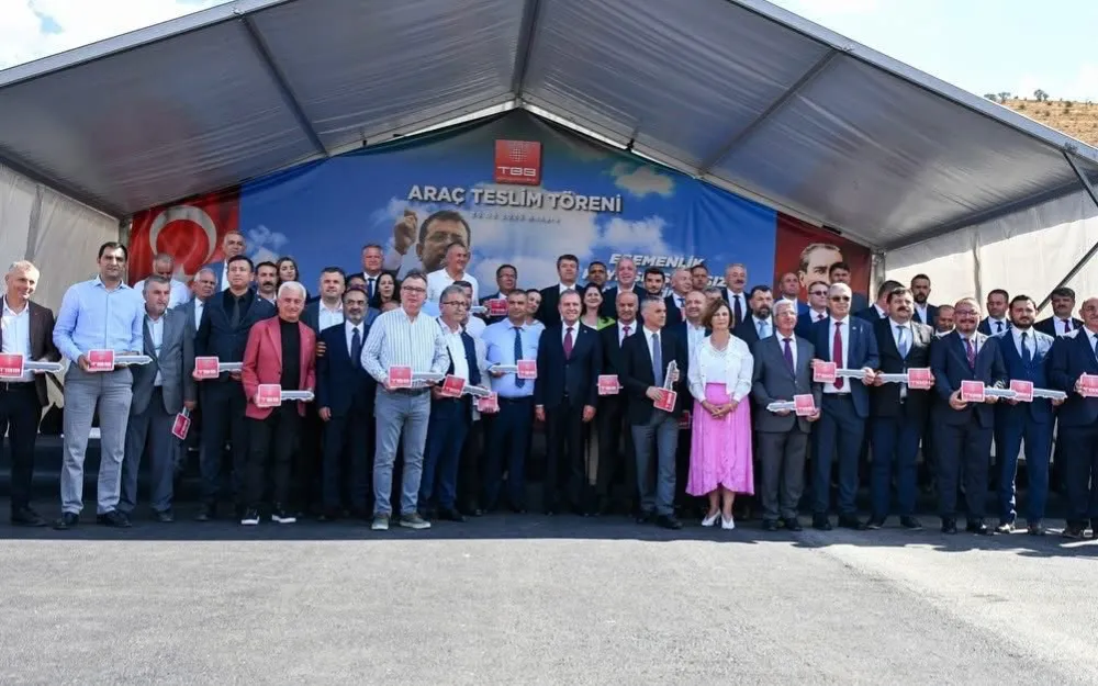 TÜRKİYE BELEDİYELER BİRLİĞİ’NDEN SARAY BELEDİYESİ’NE HİBE KAMYON