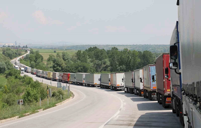 TRAKYA’DA TEMMUZ AYINDA 332 MİLYON DOLAR İHRACAT, 231 MİLYON DOLAR İTHALAT YAPILDI