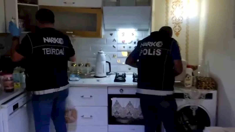 MAHALLE MAHALLE UYUŞTURUCU TEMİZLİĞİ: TORBACILARA NEFES YOK