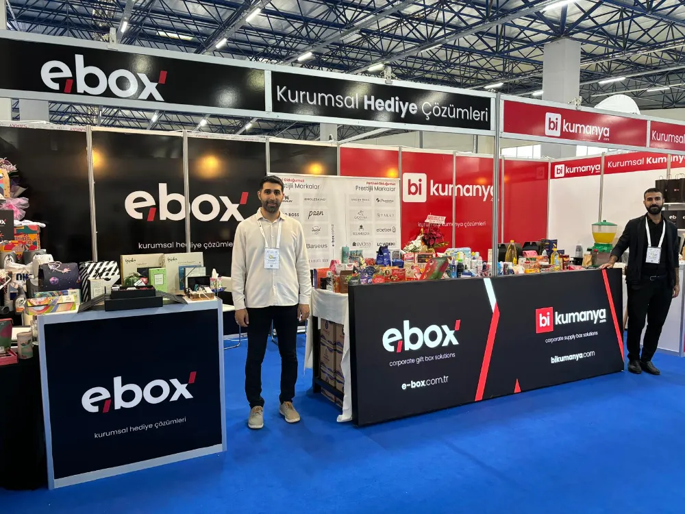 ÇALIŞAN MUTLULUĞUNU İŞVEREN BAŞARISINA DÖNÜŞTÜRÜYOR