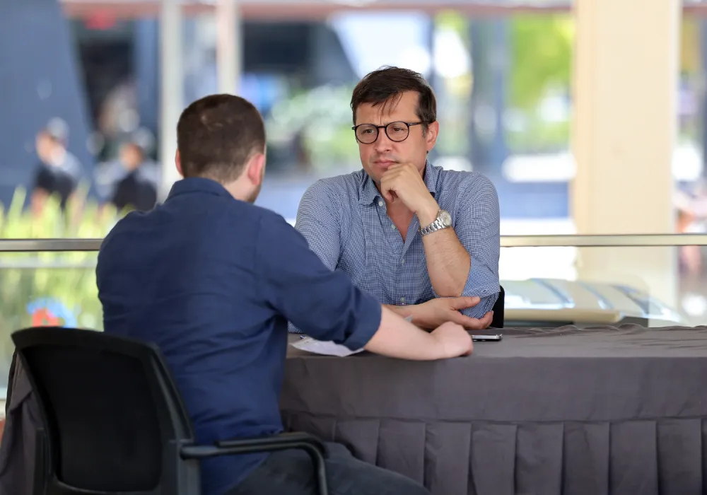 BAŞKAN VAHAP AKAY VATANDAŞLARLA BULUŞTU