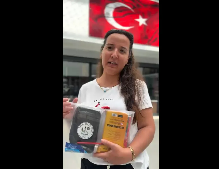 SARAY BELEDİYESİ’NDEN BİRİNCİ SINIF ÖĞRENCİLERİNE KIRTASİYE DESTEĞİ