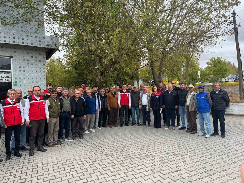 SARAY’DA ÇİFTÇİLERE YÜZDE 50 HİBE DESTEKLİ 750 KİLOGRAM KANOLA TOHUMU DAĞITILDI