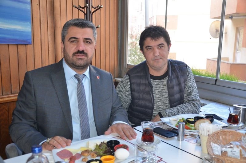 ÇORLU ASFALT ÇALIŞMALARINI BİR GÜNDE TAMAMLADI