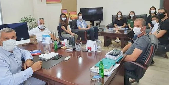 BAŞARILI ÖĞRENCİLER AHMET ÇETİN`E PROJELERİNİ ANLATTI