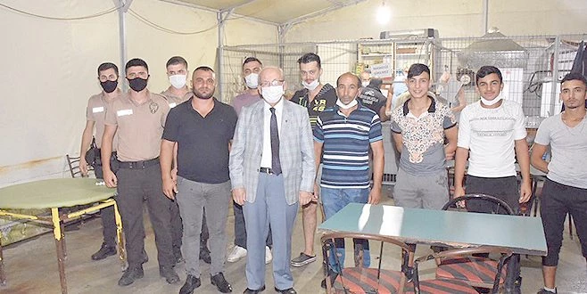 BAŞKAN ALBAYRAK, BALIKÇI ESNAFINI ZİYARET ETTİ