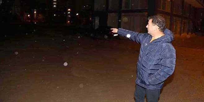 AYAKLARINIZ KIRILSIN!