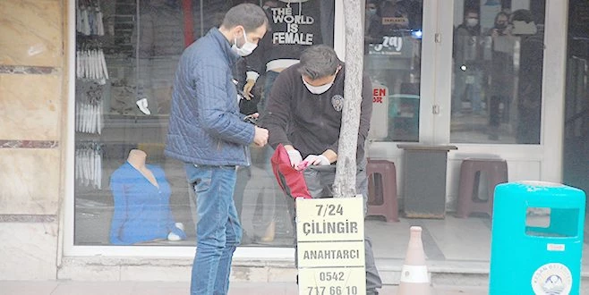 ŞÜPHELİ ÇANTADAN BOŞ KAVANOZLAR ÇIKTI