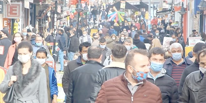 BULGARİSTAN VATANDAŞLARI STOK AKINI YAPTI, ADIM ATACAK YER KALMADI