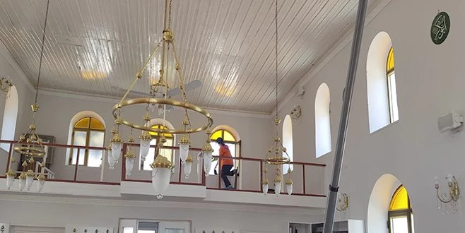 SÜLEYMANPAŞA BELEDİYESİNDEN CAMİLERDE TEMİZLİK ATAĞI