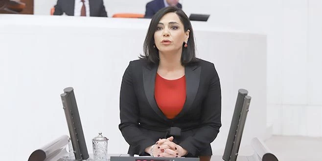 CHP?Lİ YÜCEER: ?ÖĞRENCİLER YABANCI DİL SINAVLARINA GİRERKEN NEDEN İL DEĞİŞTİRMEK ZORUNDA KALIYOR??